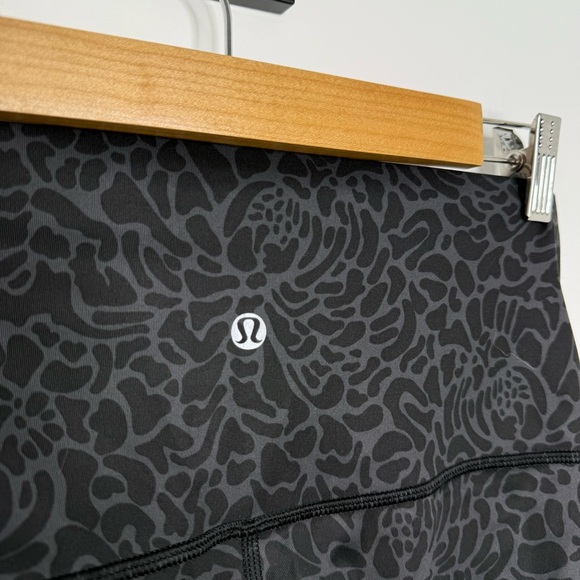 LULULEMON Camo Wunder Under Leggings - Picture 6 of 7